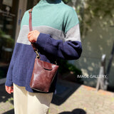 Charis Poche 本革 ショルダーポーチ lb336